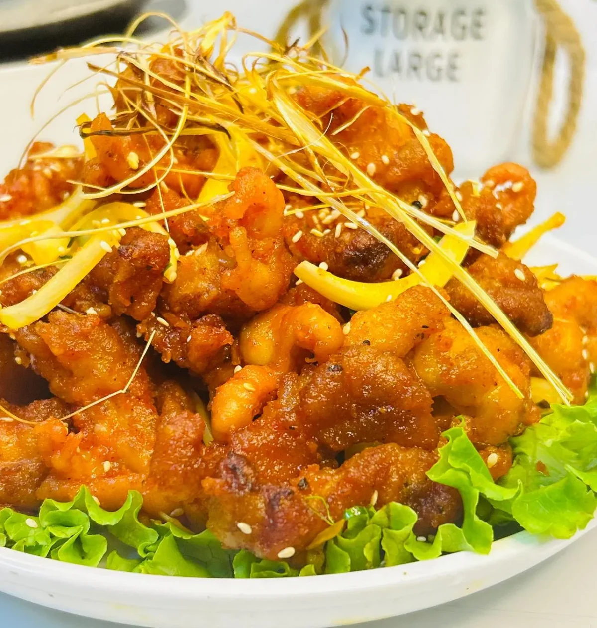 Chân gà rút xương chiên giòn lắc mắm nhĩ (1 phần) - Ảnh 1